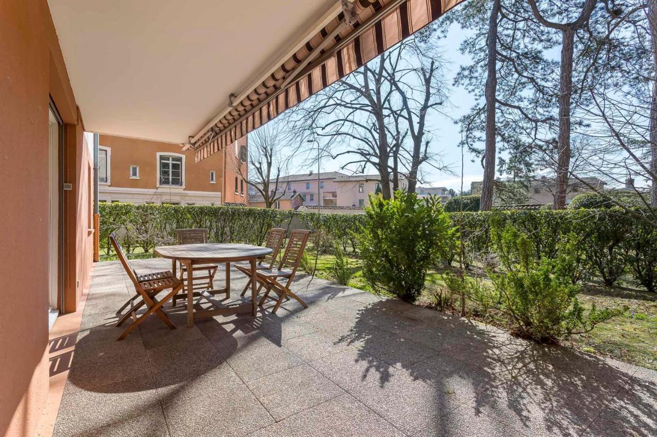 Suite Granges En Rez-De-Jardin Pour 4 Voyageurs Ліон Екстер'єр фото