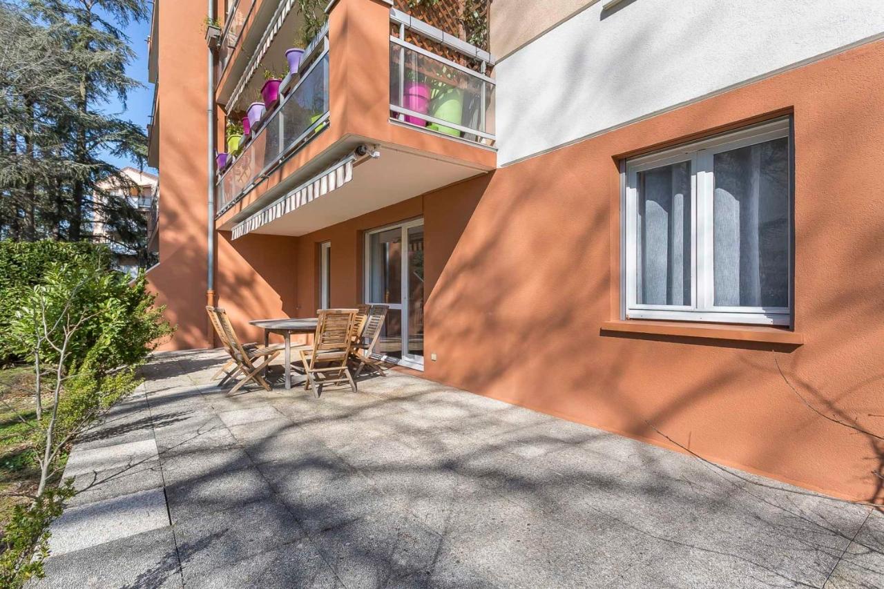Suite Granges En Rez-De-Jardin Pour 4 Voyageurs Ліон Екстер'єр фото